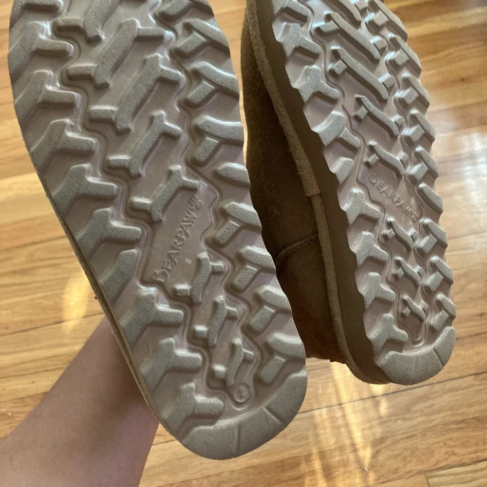 Girls Bearpaw Boots Tan Brown size 2 EUC